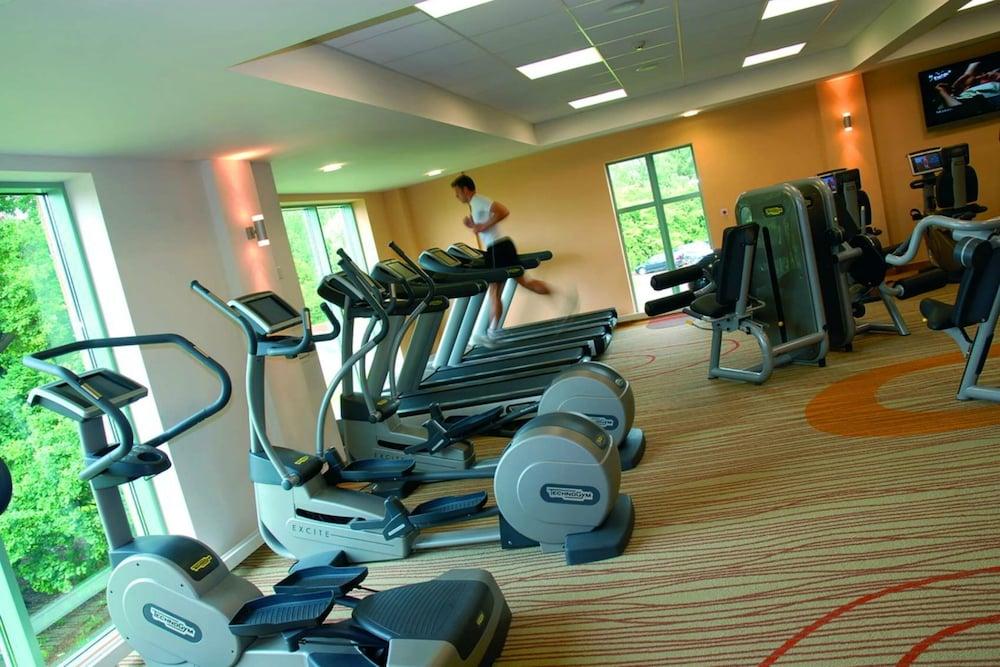 De Vere Cotswold Water Park South Cerney Bagian luar foto