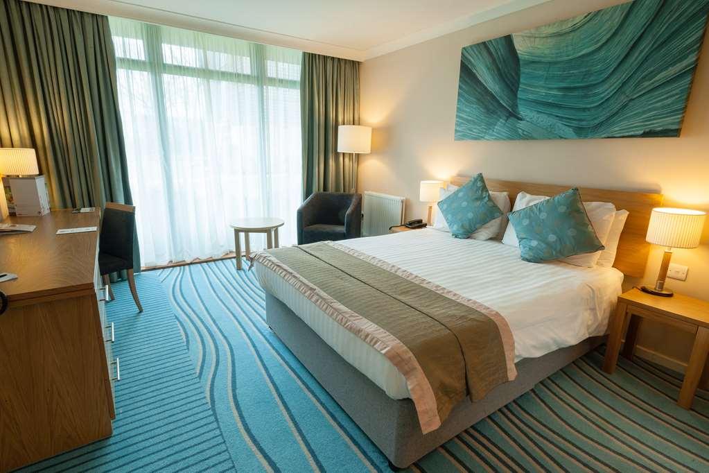 De Vere Cotswold Water Park South Cerney Ruang foto