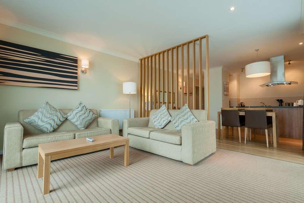 De Vere Cotswold Water Park South Cerney Ruang foto